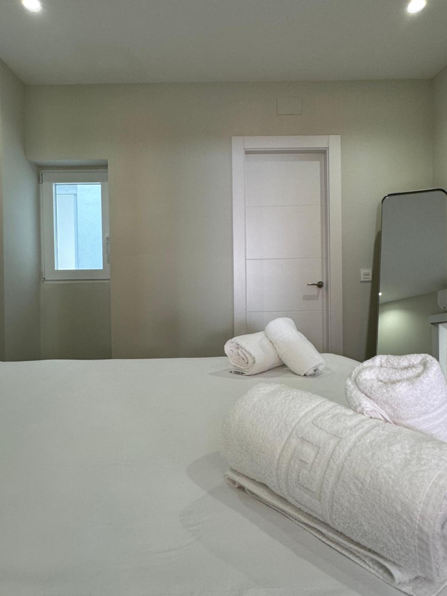 Navas 202 Elegant Suite Granada Exterior foto